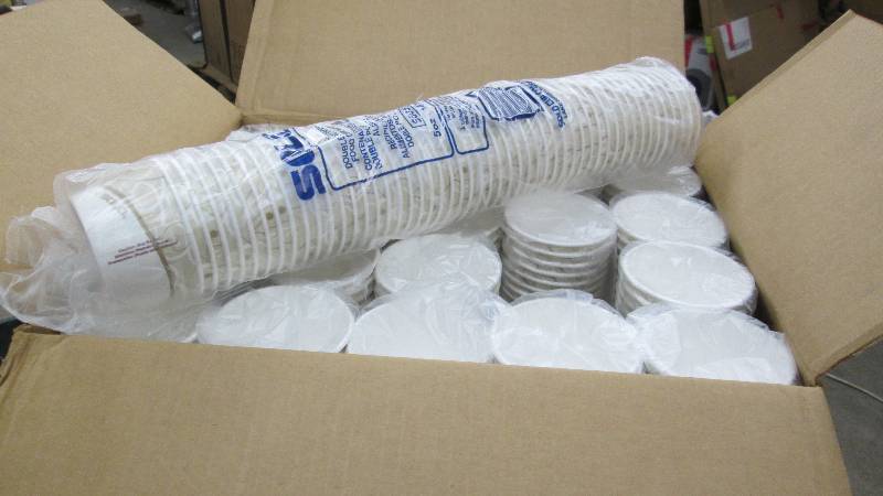 lot 250 image: Case of 1000 Ct Solo 5 oz Paper Foo...