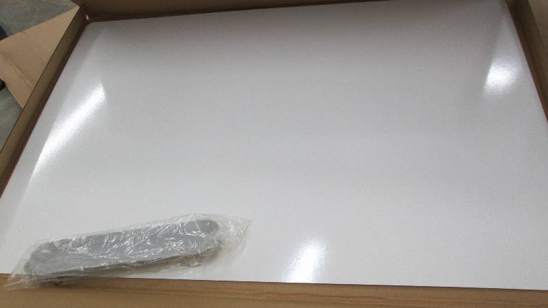 lot 255 image: PORCELAIN WHITEBOARD 24 X 36, MAG...