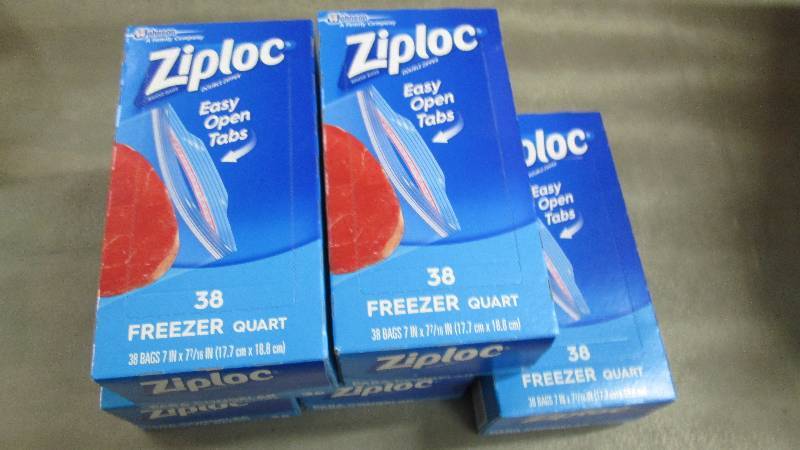 lot 292 image: 5 Boxes of Ziploc Freezer bags - qu...