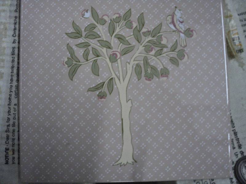lot 39 image: patterned tile from Italy - 5 cases...