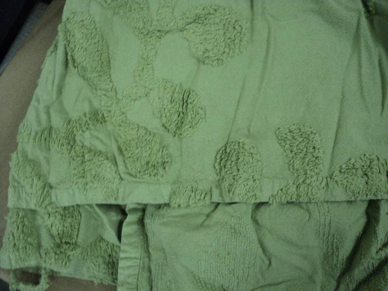 lot 146 image: twin size green chenille bedspread...