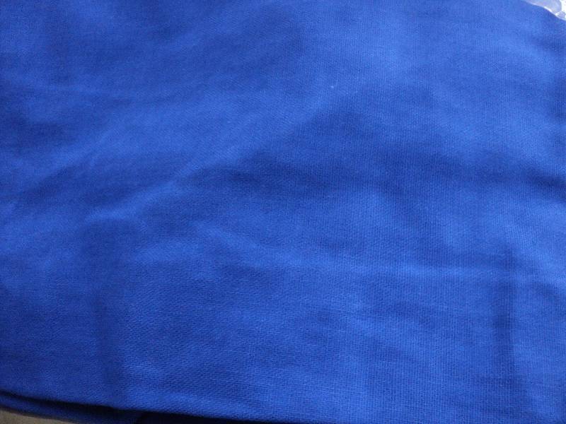 lot 151 image: blue chair cover...