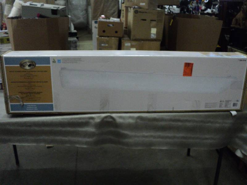 lot 223 image: 4ft LED ceiling light...