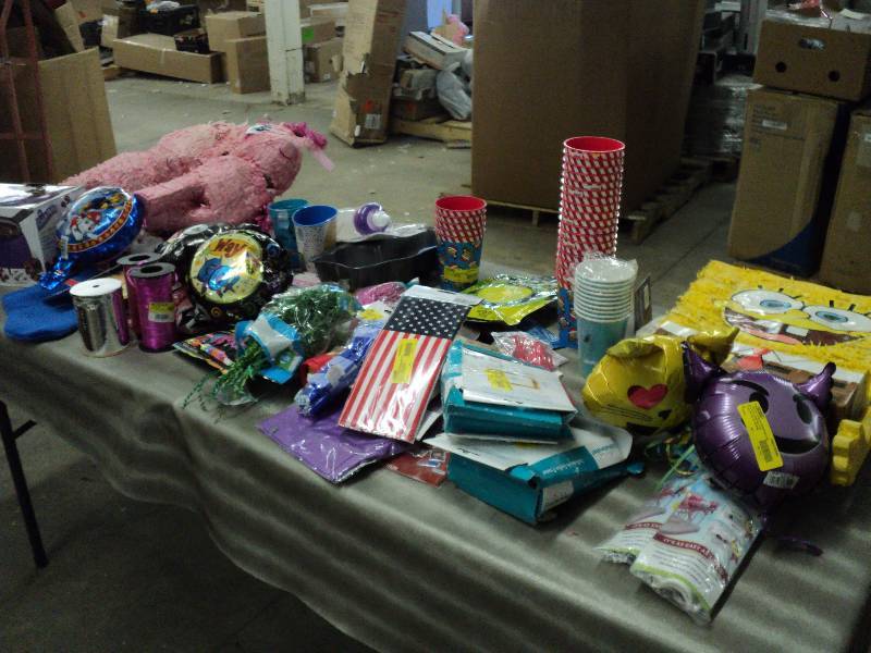 lot 239 image: 3 pinatas and miscellaneous party s...