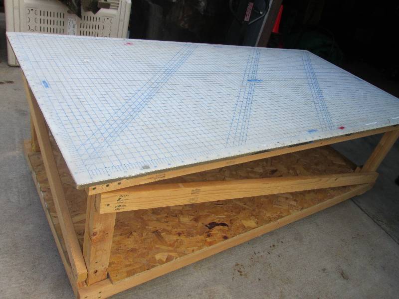 lot 4 image: Metric and English angle cutting ma...