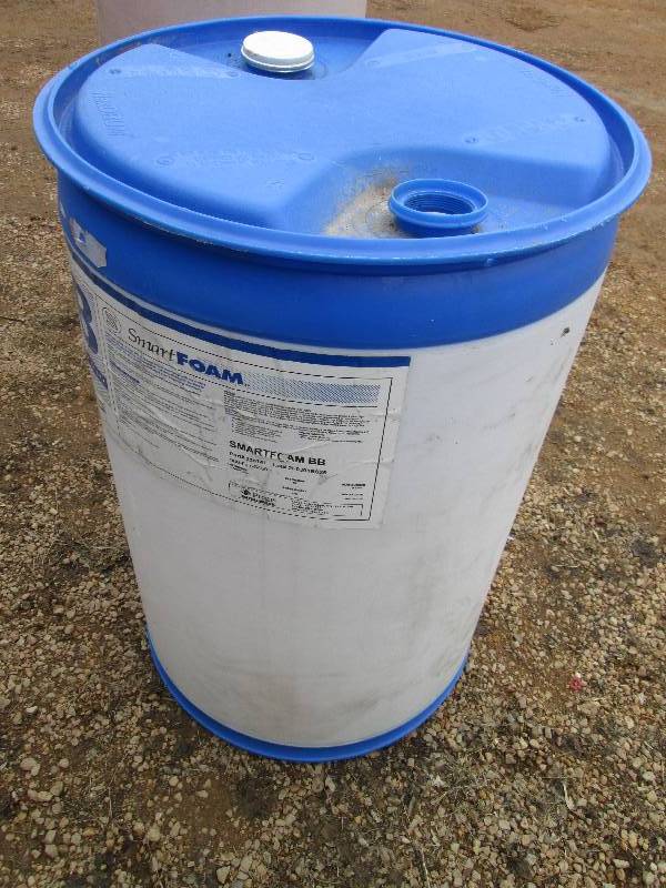 lot 83 image: Blue plastic barrel very similar to...