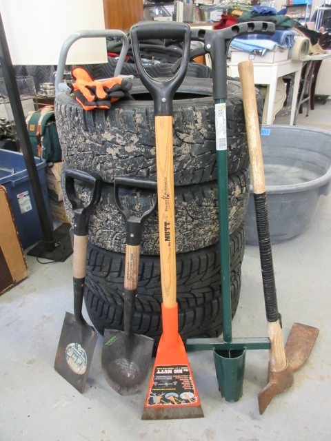 GARDEN TOOLS
