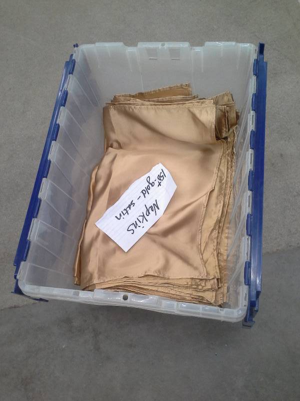 lot 98 image: Gold Napkins