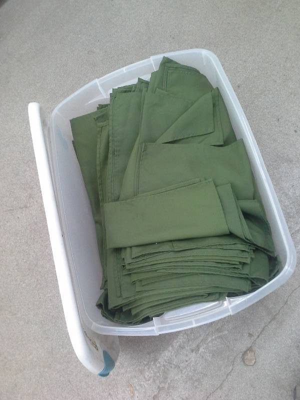 lot 109 image: 200 Willow Green Polyester Napkins