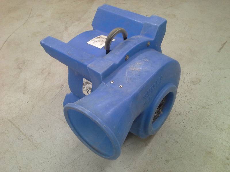 lot 129 image: Huffer 1.5HP Blower