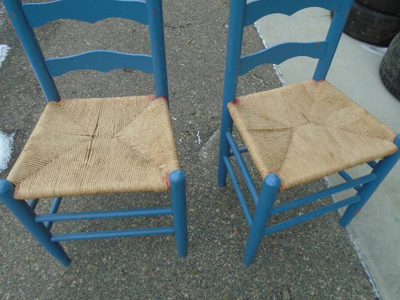 lot 18 image: Chairs