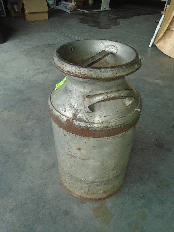 lot 26 image: Milk Can