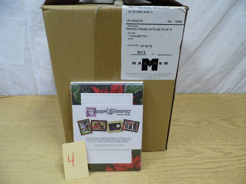 lot 4 image: Case of Photo Frames