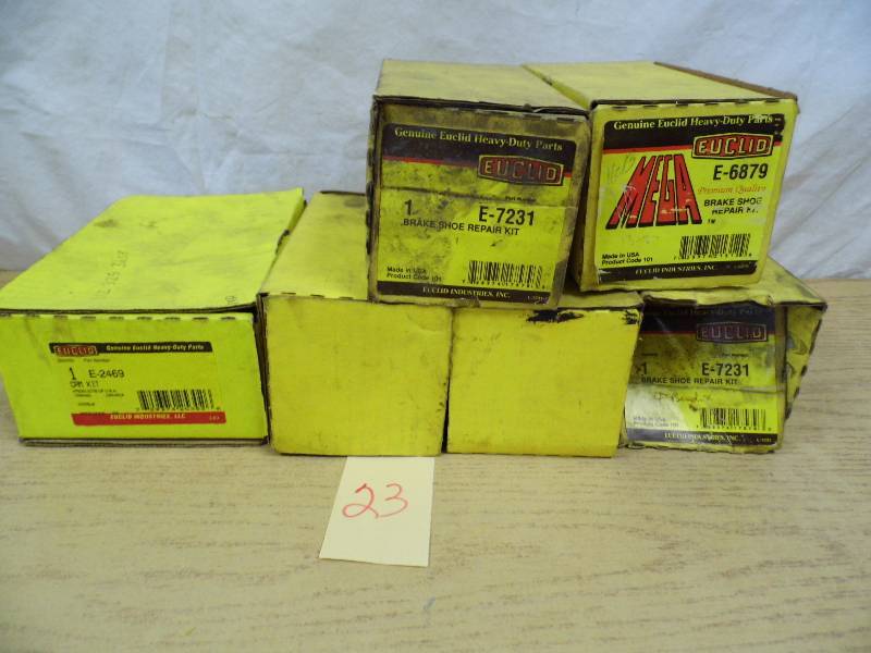 lot 23 image: Brake Shoe Repair Kits - Cam Kit