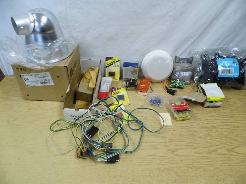 lot 35 image: Electrical Items - Rebar Chairs