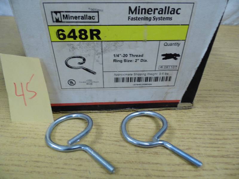 lot 45 image: Hangers