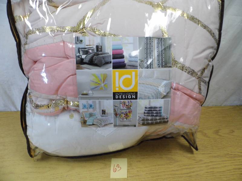 lot 63 image: Itelligent Designb Bed Set