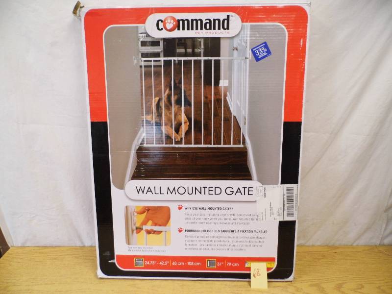 lot 68 image: Command Wall Mounted Gate