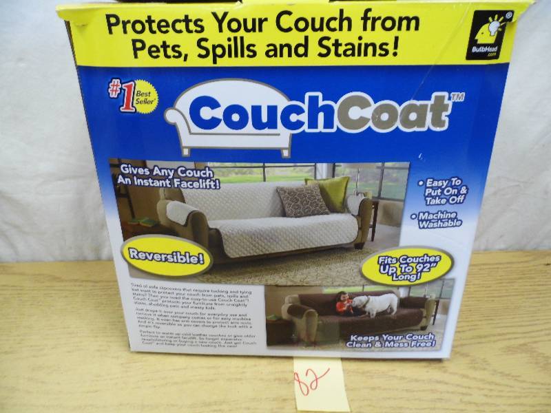 lot 82 image: Couch Cover