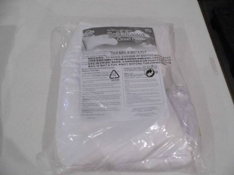 lot 132 image: Sobakawa Cloud Pillow