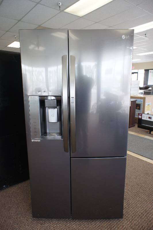 NEW SCRATCH AND DENT LG MODEL (LSXS26366D) SidebySide