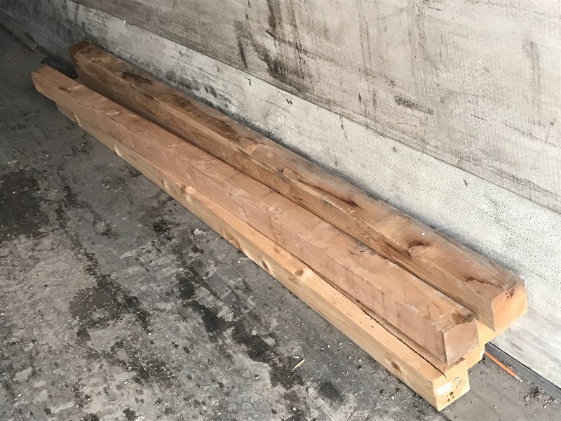 (5) 4x4 Cedar Posts