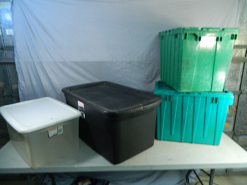 4 Totes with Lids