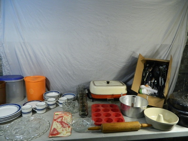 Rolling Pin, Utensils, Dish Set, More