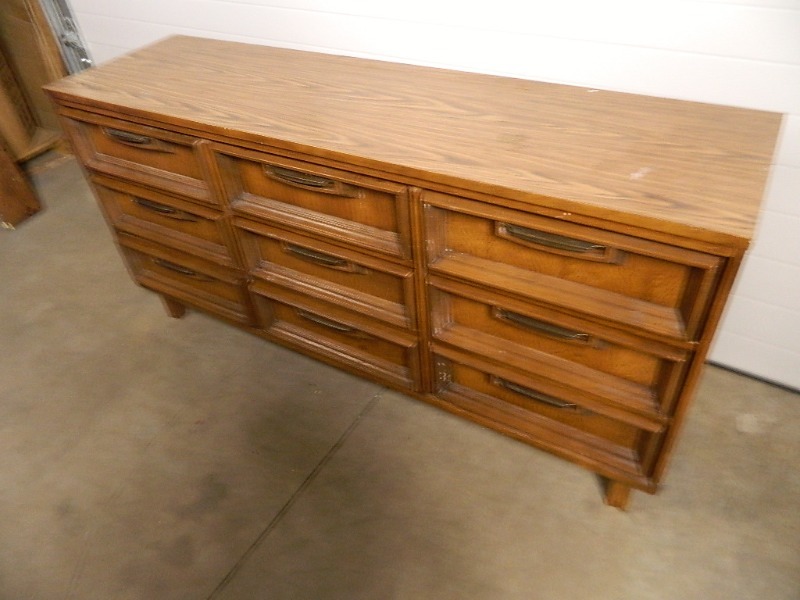 Large 9 Drawer Dresser