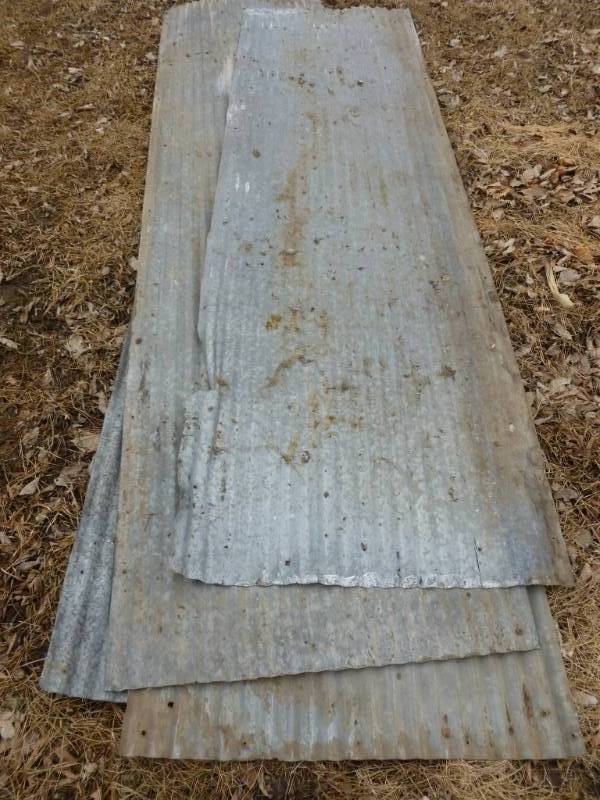 lot 5 image: Vintage Galvanized Steel Siding