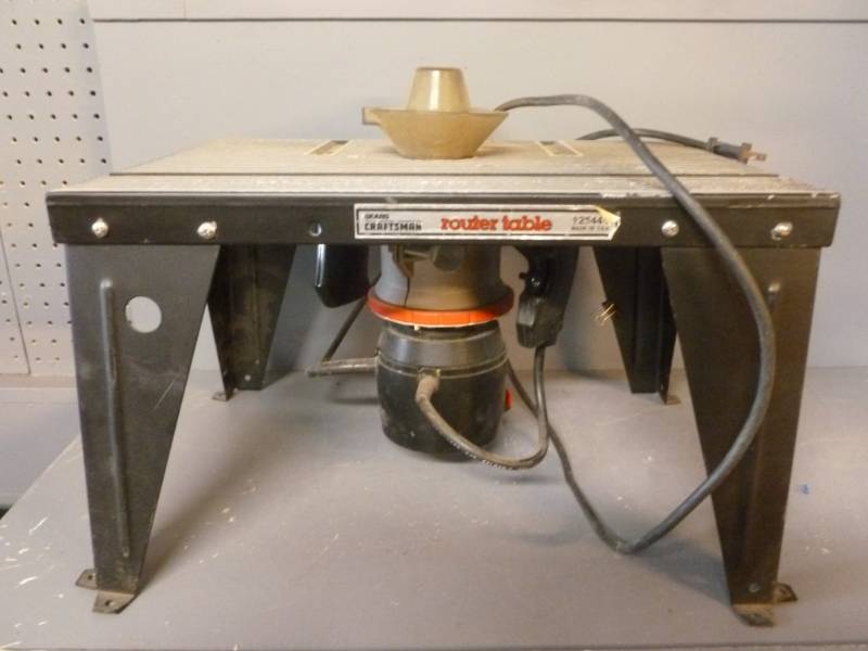 lot 18 image: Router