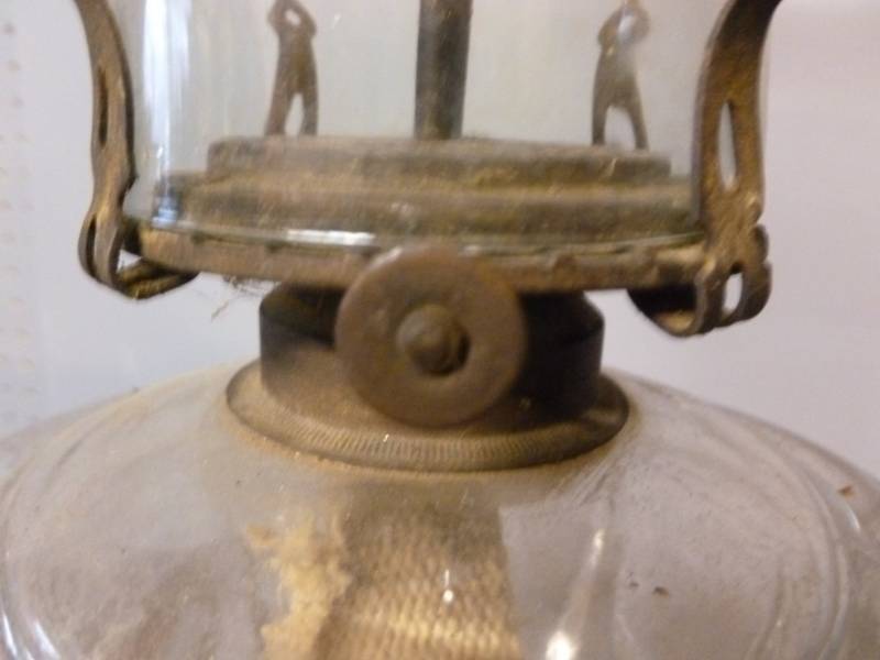 lot 38 image: Vintage Oil Lamp