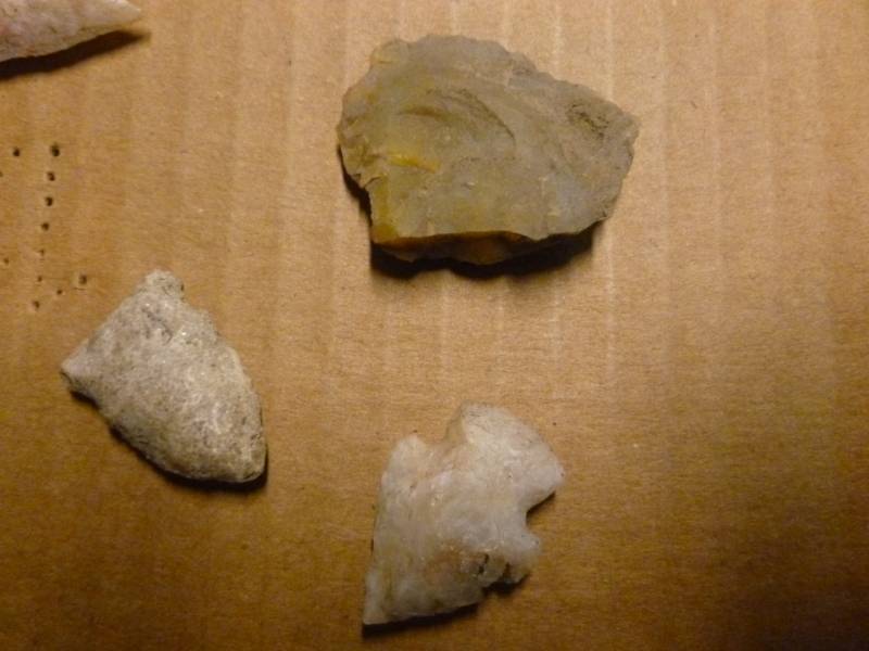 lot 56 image: Native American Arrowheads