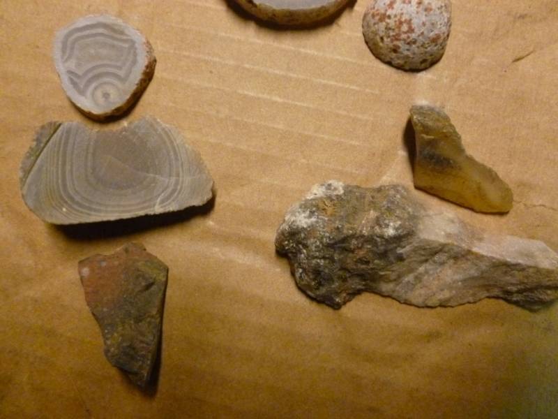 lot 57 image: Collector Rocks