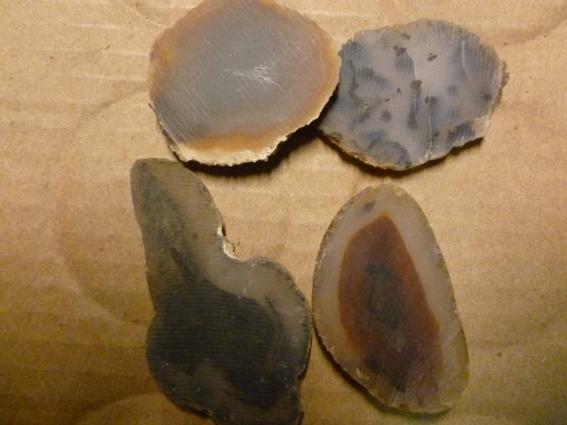 lot 59 image: Collector Rocks