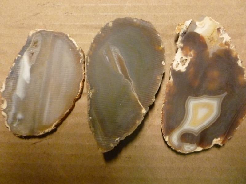 lot 60 image: Collector Rocks