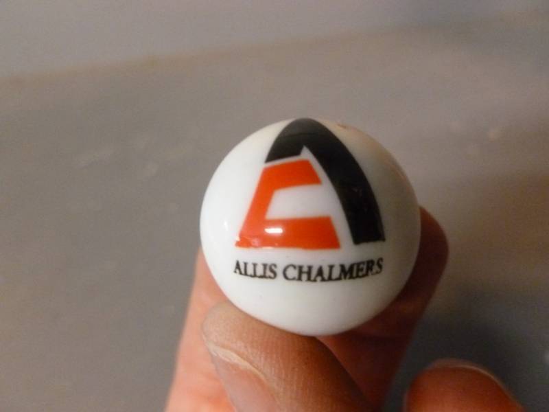 lot 82 image: Logo Marble