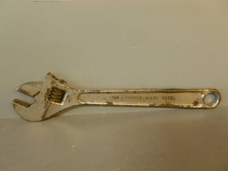lot 137 image: Tool