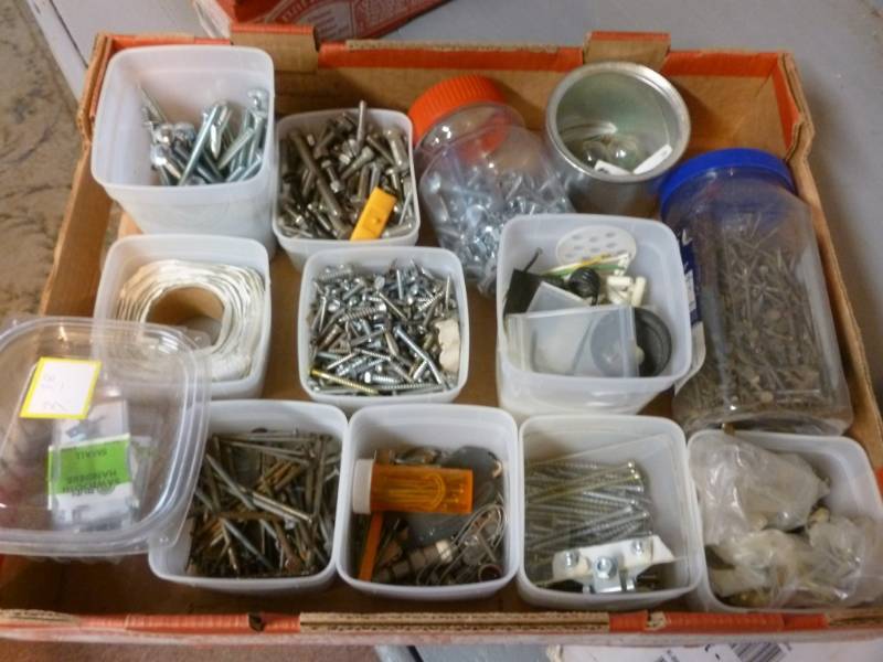 lot 148 image: Handyman Items