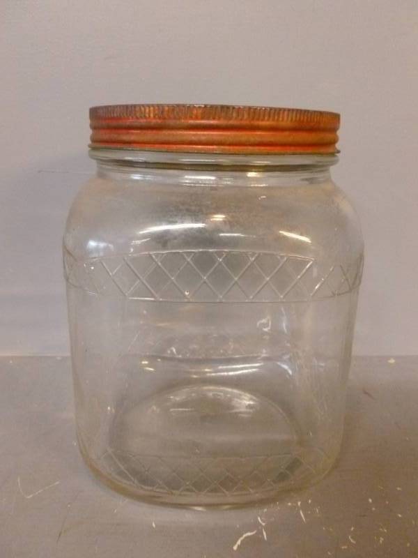 lot 152 image: Vintage Coffee Jar
