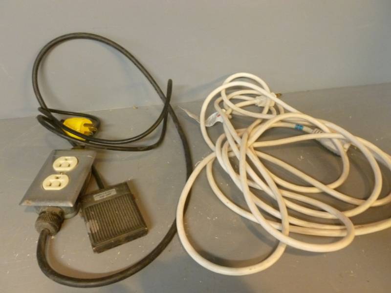 lot 158 image: Vintage Electronics