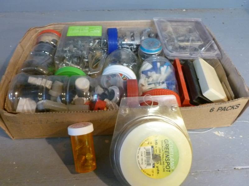 lot 172 image: Handyman Items