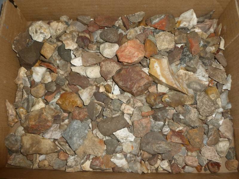 lot 175 image: Collector Rocks