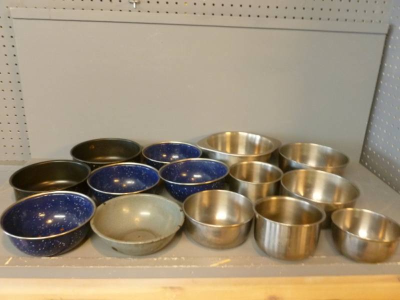 lot 246 image: Stainless Steel Bowls
