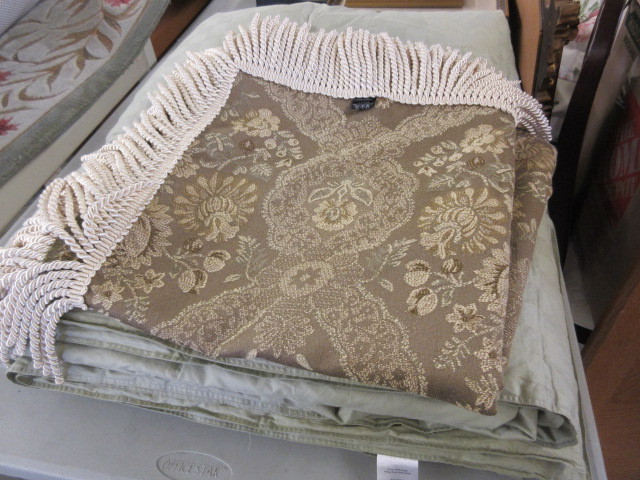 DOWN BLANKET AND FRINGED THROW
