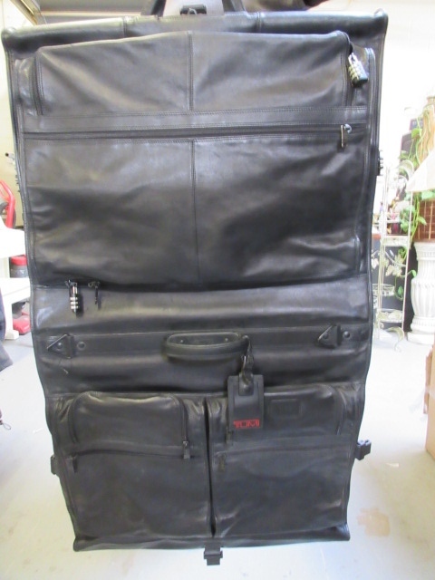 TUMI GARMENT BAG