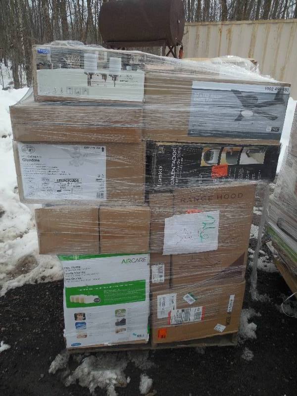 PALLET LOT OF MERCHANDISE