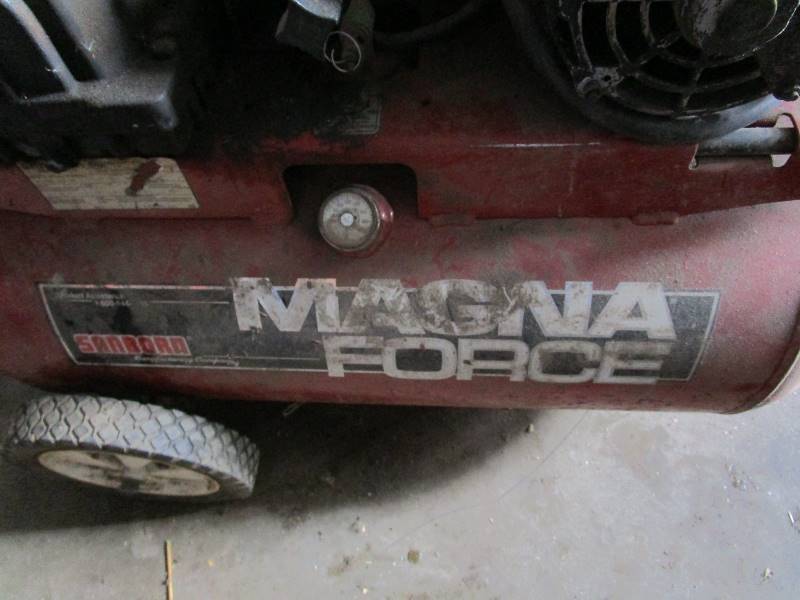 lot 36 image: Magna Force Air Compressor
