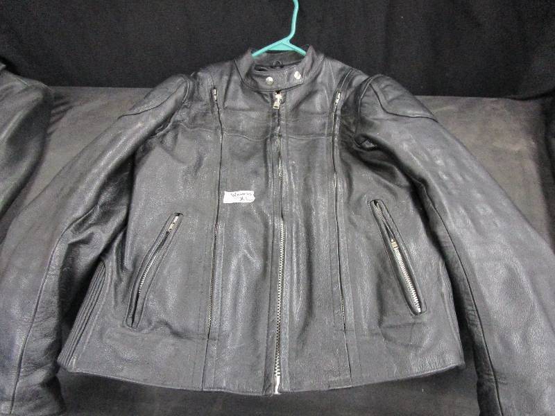 Womens XL Riding Jacket with Padding in it