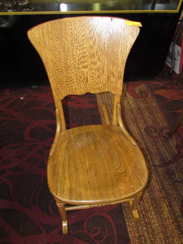 lot 364 image: VINTAGE ROCKING CHAIR